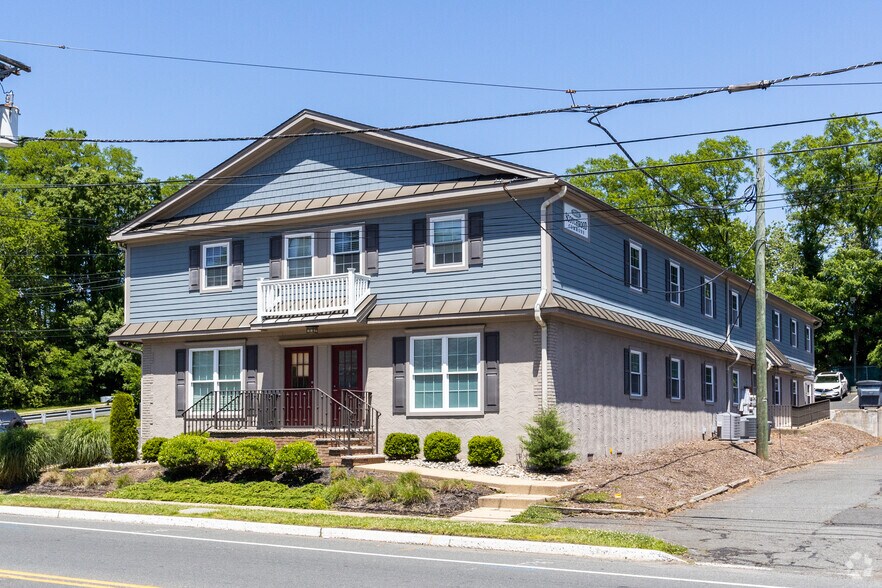 2253 South Ave, Scotch Plains, NJ à louer - Photo de l’immeuble – Image 2 sur 6