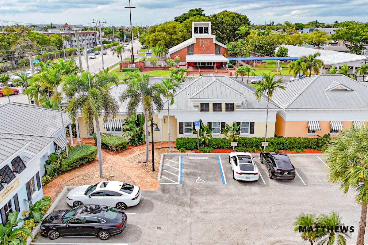 615 SE 10th St, Deerfield Beach, FL à vendre Photo principale– Image 1 sur 4