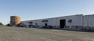 Plus de détails pour 4195 Middle Country Rd, Calverton, NY - Industriel/Logistique à louer