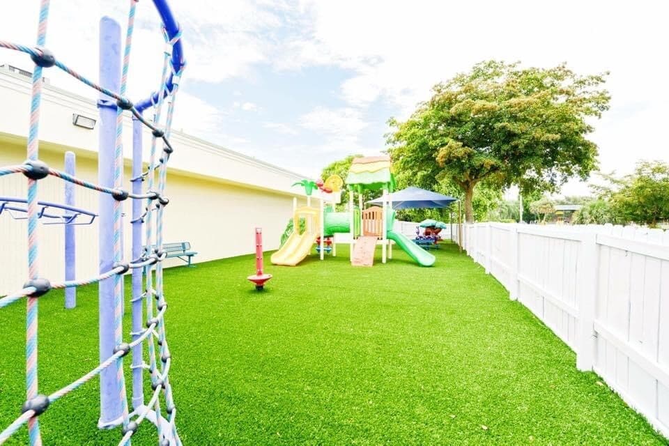 1700-1896 NW 122 Ter, Pembroke Pines, FL à louer Photo intérieure– Image 1 sur 3