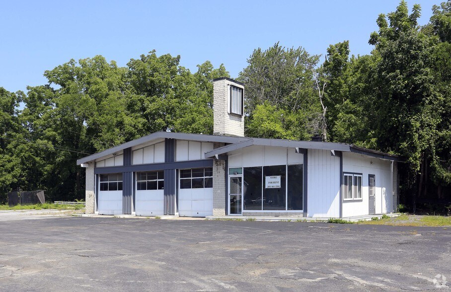 274 Route 17K, Newburgh, NY à vendre - Photo principale – Image 1 sur 23