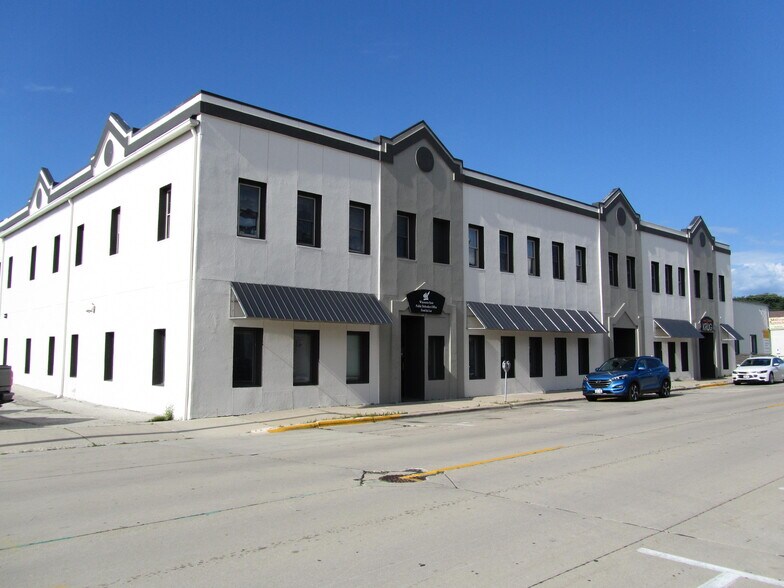 25 3rd St, Fond Du Lac, WI à louer - Photo de l’immeuble – Image 2 sur 2