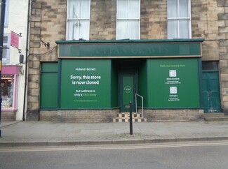 Plus de détails pour 31 Market Pl, Barnard Castle - Local commercial à vendre