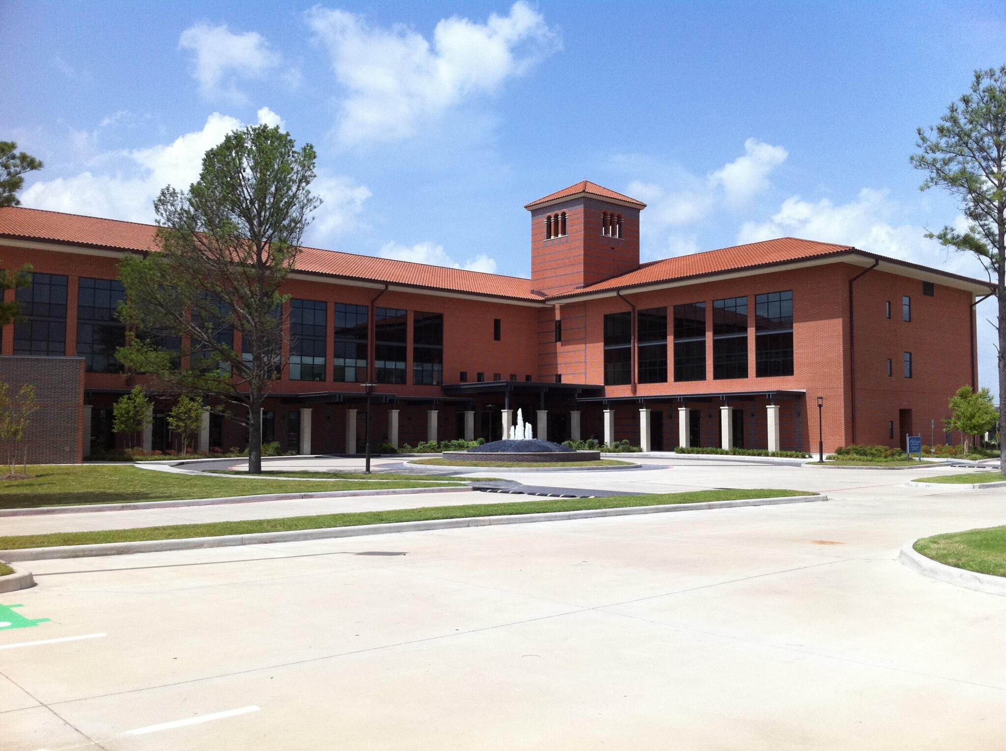 750 Westgreen Blvd, Katy, TX à louer Photo de l’immeuble– Image 1 sur 7