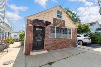 53 Spring St, Oyster Bay, NY à louer Photo intérieure– Image 2 sur 7