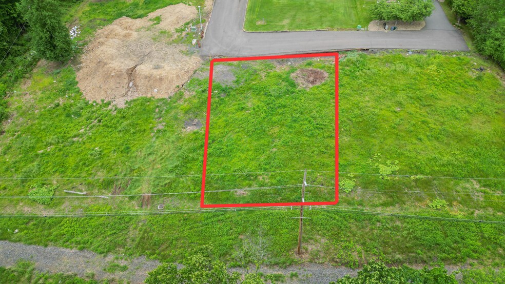 Varsity Dr, Nanticoke, PA à vendre - Aérien – Image 3 sur 18