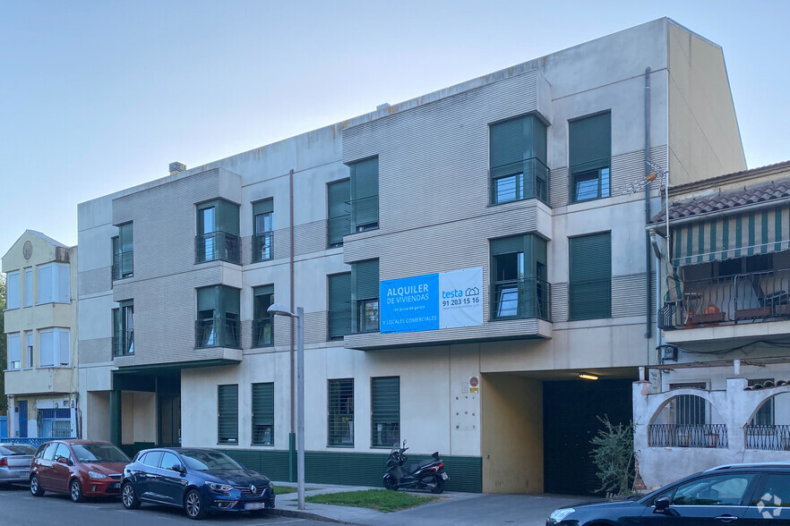 Calle Santo Domingo de Silos, 40, Pinto, Madrid à louer - Photo de l’immeuble – Image 2 sur 2
