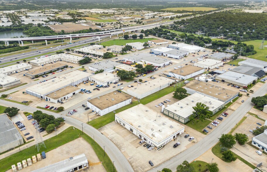 7436 Tower St, Fort Worth, TX à vendre - Photo de l’immeuble – Image 3 sur 21