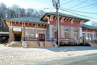 Plus de détails pour 12 Middlebrook Ave, Staunton, VA - Local commercial à louer