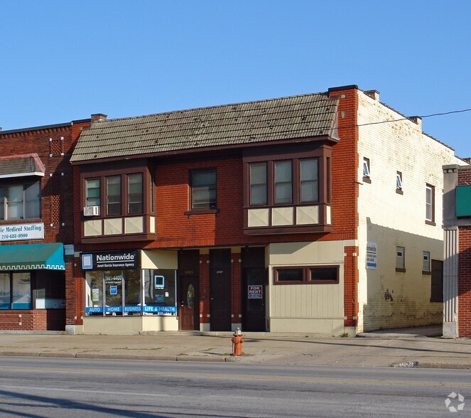 15705-15709 Lorain Ave, Cleveland, OH à vendre - Photo principale – Image 1 sur 28