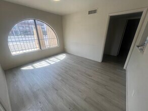 860 W Southern Ave, Mesa, AZ à louer Photo intérieure– Image 1 sur 7