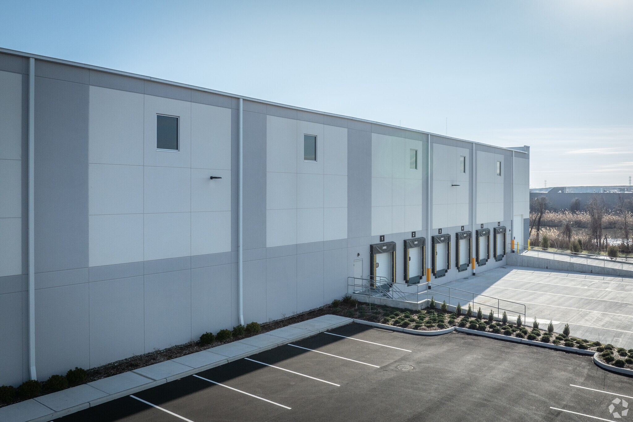 1200 Wall St W, Lyndhurst, NJ à louer Photo de l’immeuble– Image 1 sur 4