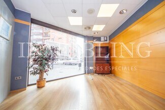 Plus de détails pour Local commercial à louer