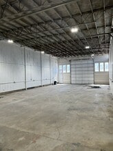 10645 NW 318th Pl, North Plains, OR à louer Photo intérieure– Image 2 sur 2