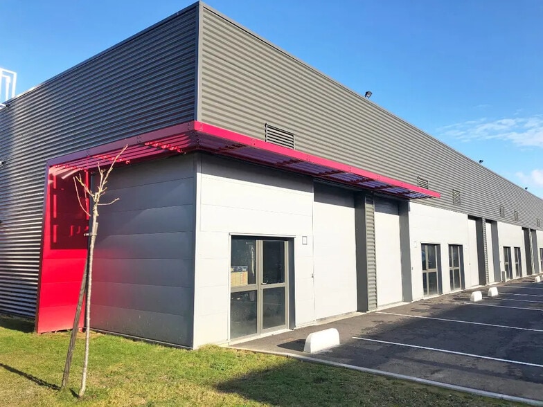 109 Impasse Thales, Bouloc à vendre - Photo de l’immeuble – Image 1 sur 2