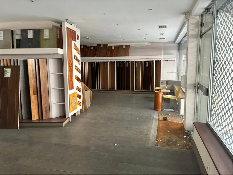 Local commercial dans Paris à vendre - Photo de l’immeuble – Image 3 sur 6