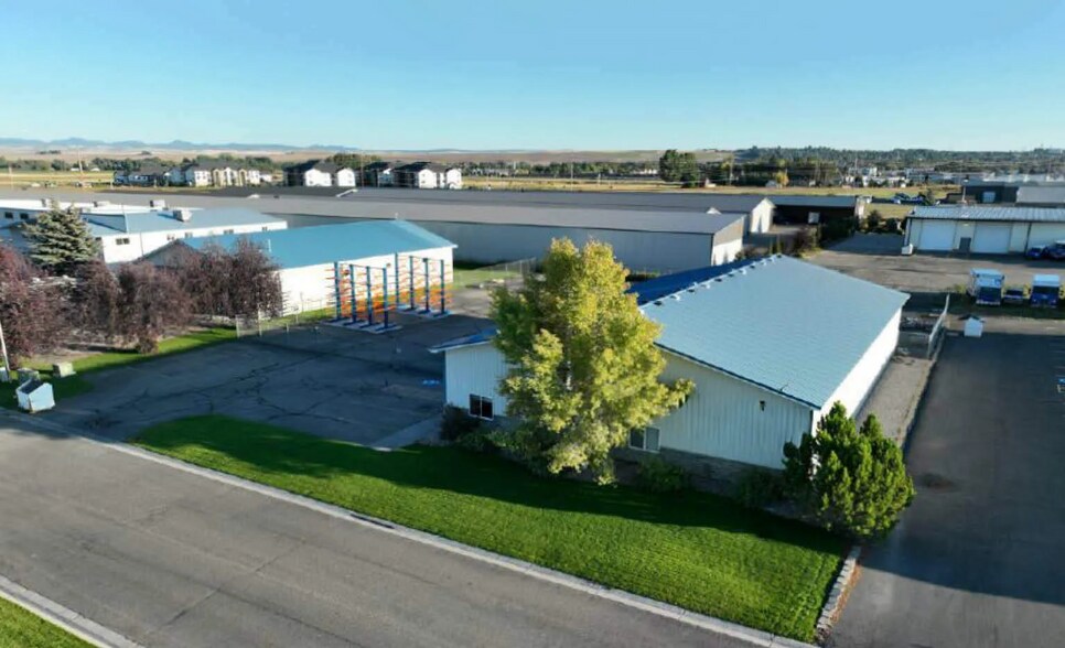 240 Dividend Dr, Rexburg, ID à vendre - Photo de l’immeuble – Image 1 sur 5