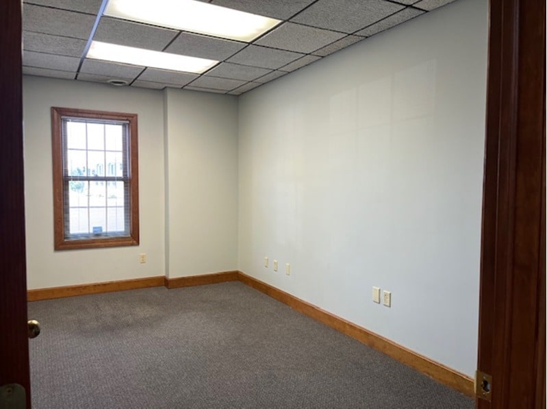211 Kenbrook Dr, Vandalia, OH à louer Photo intérieure– Image 1 sur 9