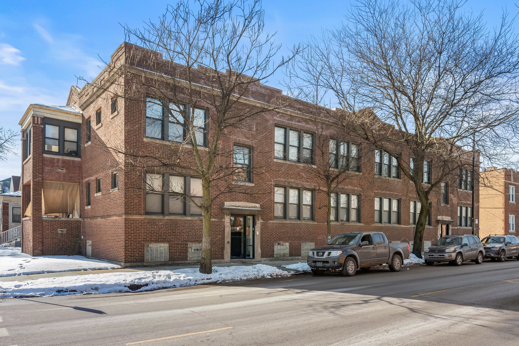 417-423 E 76th St, Chicago, IL à vendre Photo principale– Image 1 sur 9