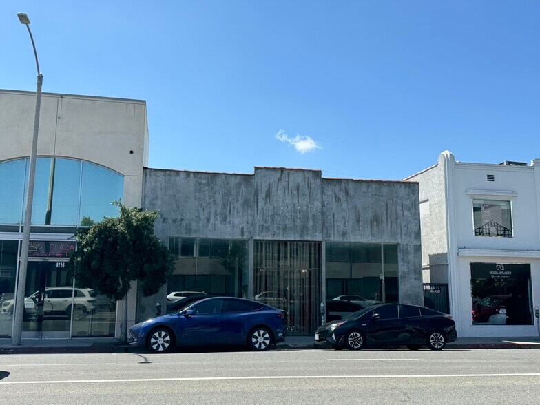 8262 Melrose Ave, Los Angeles, CA à louer - Photo de l’immeuble – Image 1 sur 12