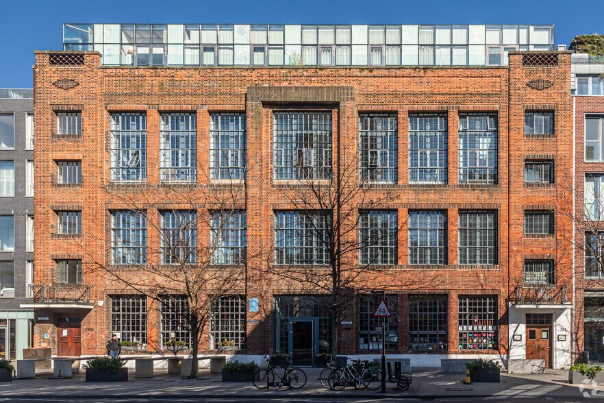 205 Richmond Rd, Londres à louer - Photo de l’immeuble – Image 3 sur 3