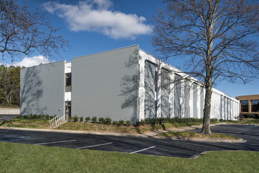200 Executive Center Dr, Greenville, SC à louer - Photo principale – Image 1 sur 3