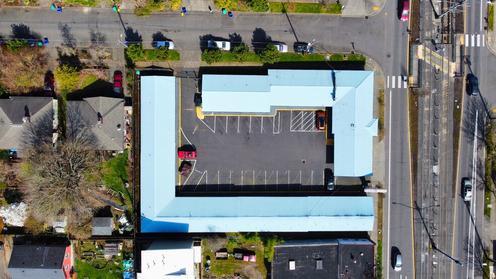 4739 N Interstate Ave, Portland, OR à vendre - Photo de l’immeuble – Image 2 sur 8