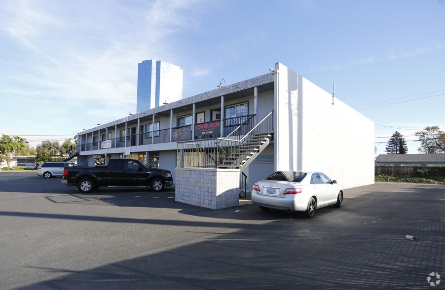210 St Marys Dr, Oxnard, CA à louer - Photo principale – Image 1 sur 3