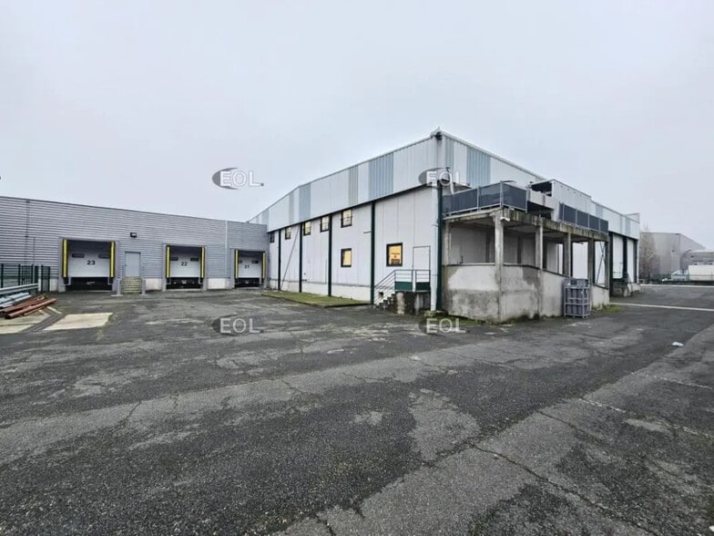 Industriel/Logistique dans Thiais à louer - Photo de l’immeuble – Image 2 sur 9