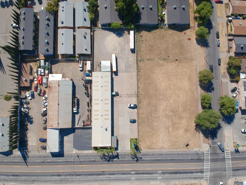 1029 Martin Luther King Jr Way, Merced, CA à vendre - Aérien – Image 2 sur 22