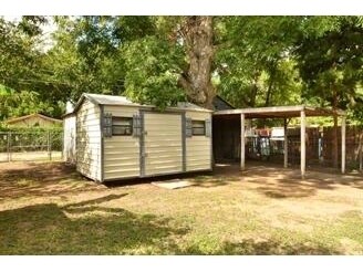 2335 E Cesar Chavez St, Austin, TX à louer - Photo de l’immeuble – Image 3 sur 15