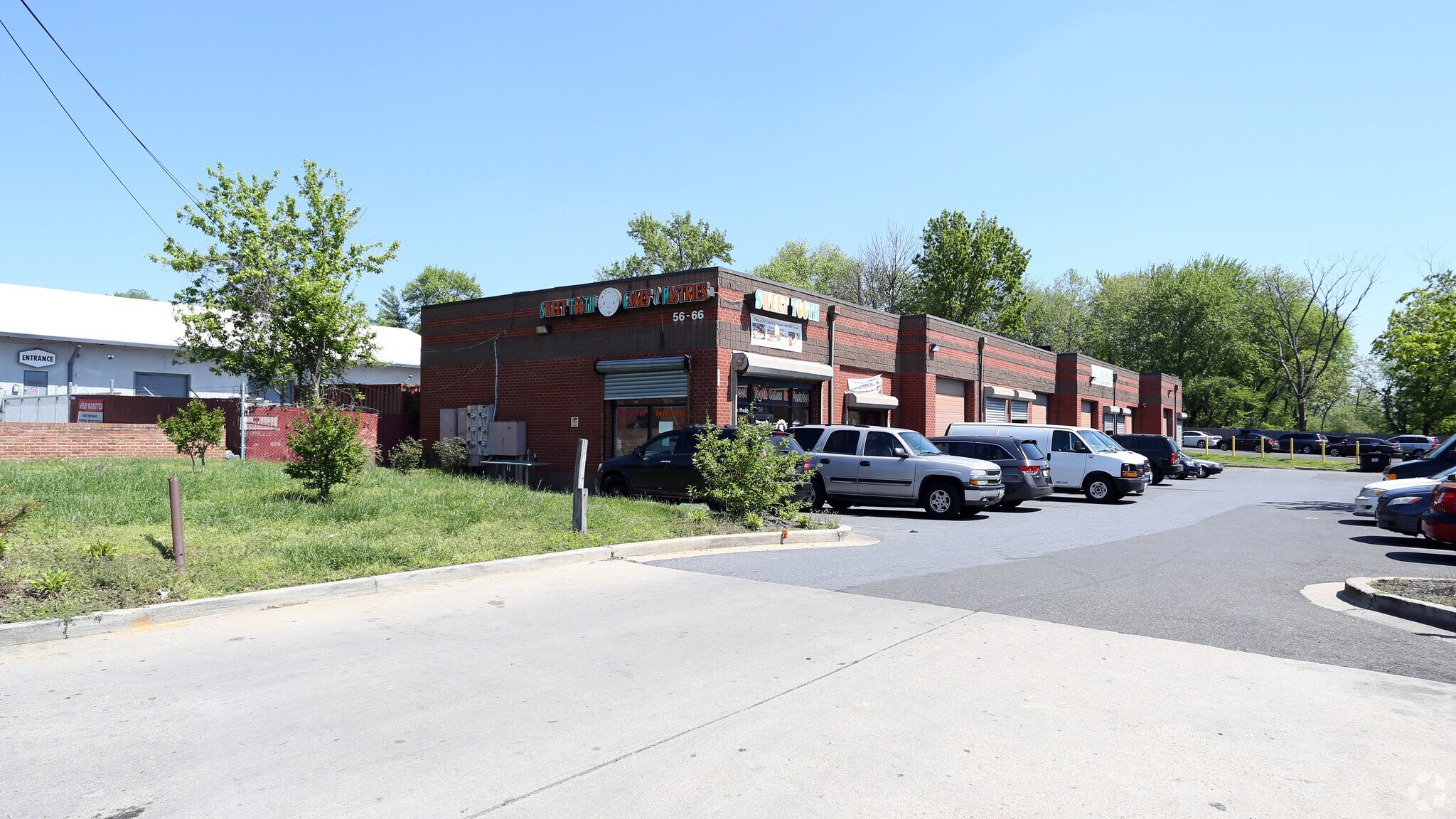 56-66 Ritchie Rd, Capitol Heights, MD à louer Photo principale– Image 1 sur 22