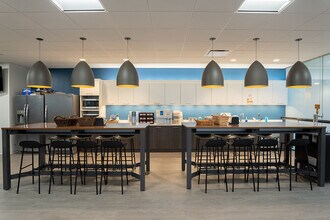 55 Old Bedford Rd, Lincoln, MA à louer Photo intérieure– Image 2 sur 3