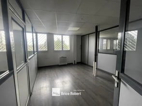 Local d’activités dans Décines-Charpieu à louer Photo intérieure– Image 2 sur 5