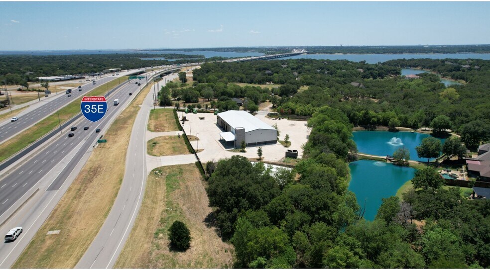 8560 Interstate 35, Hickory Creek, TX à louer - Photo de l’immeuble – Image 2 sur 7