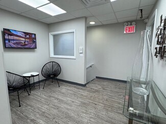 Plus de détails pour 2908 Schley Ave, Bronx, NY - Bureau à louer