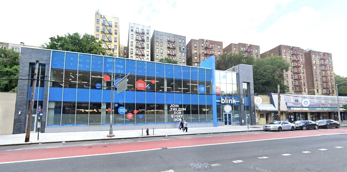 1421 Webster Ave, Bronx, NY à louer Photo de l’immeuble– Image 1 sur 13