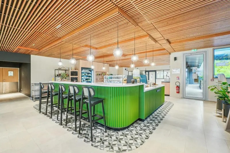 Bureau dans Saint-Ouen-sur-Seine à louer - Photo de l’immeuble – Image 2 sur 16