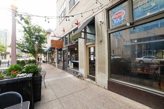 10 S Euclid Ave, Saint Louis, MO à louer Photo intérieure– Image 2 sur 5