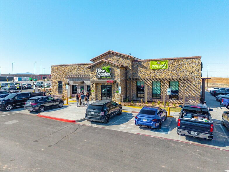 12229 Montana Ave, El Paso, TX à vendre - Photo de l’immeuble – Image 1 sur 7
