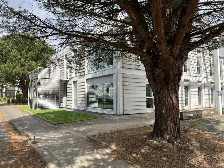 Bureau dans Nantes à vendre - Photo de l’immeuble – Image 1 sur 11