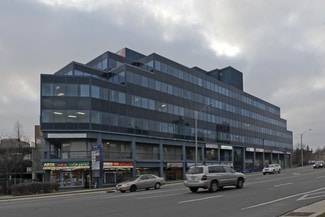 Plus de détails pour 3050 Confederation Pky, Mississauga, ON - Bureau à louer
