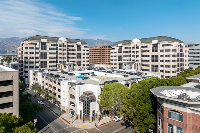 Plus de détails pour 800 E Colorado Blvd, Pasadena, CA - Bureau à louer