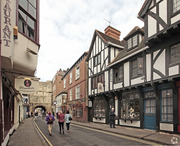 12 High Petergate, York à louer - Photo de l’immeuble – Image 2 sur 2