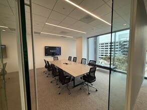 18565-18575 Jamboree Rd, Irvine, CA à louer Photo intérieure– Image 1 sur 11