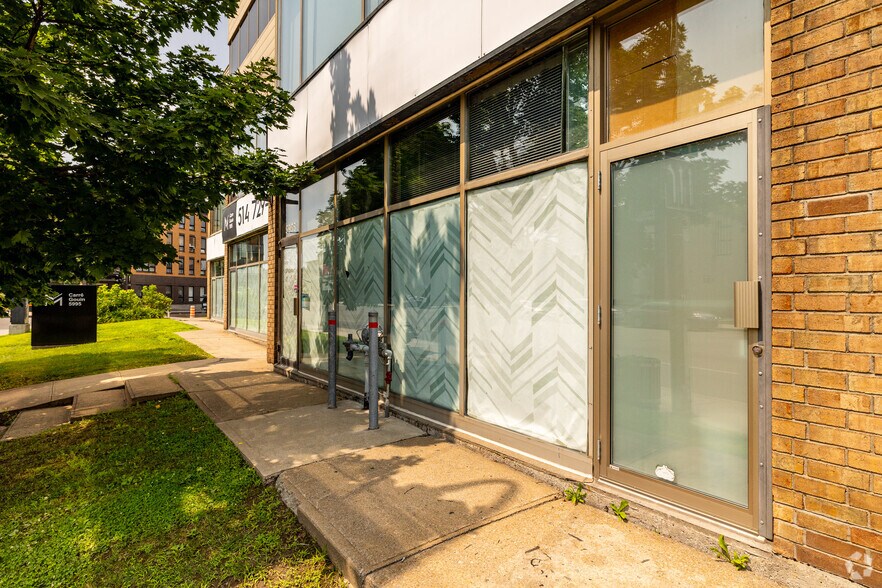 5995 Boul Gouin O, Montréal, QC à louer - Photo de l’immeuble – Image 3 sur 12