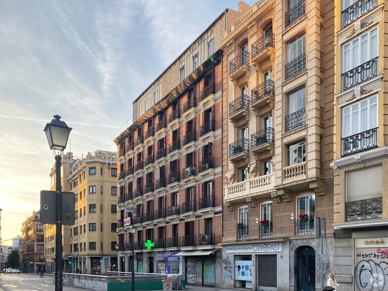 Calle Mejía Lequerica, 3, Madrid, Madrid à vendre - Photo de l’immeuble – Image 2 sur 2