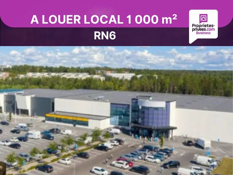 Local commercial dans Saint-Bonnet-de-Mure à louer - Photo de l’immeuble – Image 1 sur 5