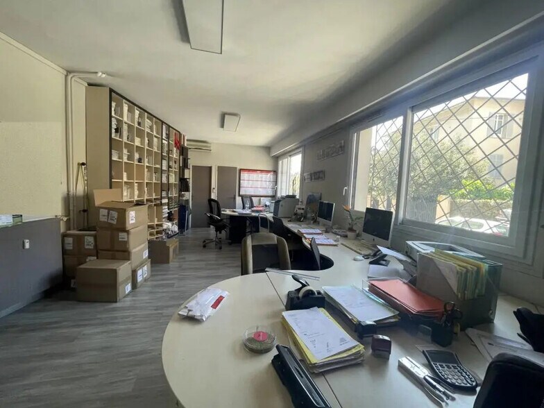 Bureau dans Cannes à louer - Photo de l’immeuble – Image 3 sur 5