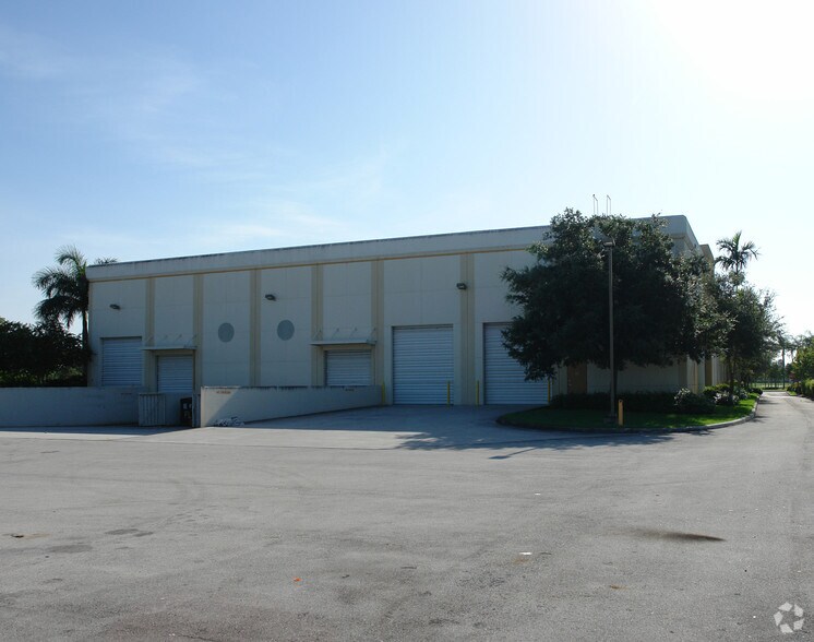 1251 Sawgrass Corporate Pky, Sunrise, FL à louer - Photo de l’immeuble – Image 3 sur 16